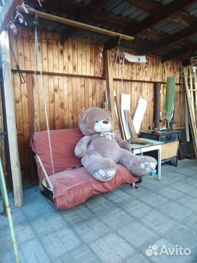 Большой плюшевый мишка