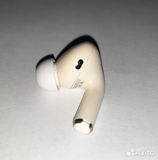 Наушник Apple EarPods Pro правый с кейсом