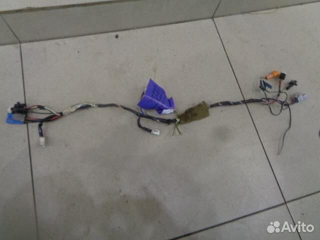 Проводка двери багажника Toyota Caldina T190 1992