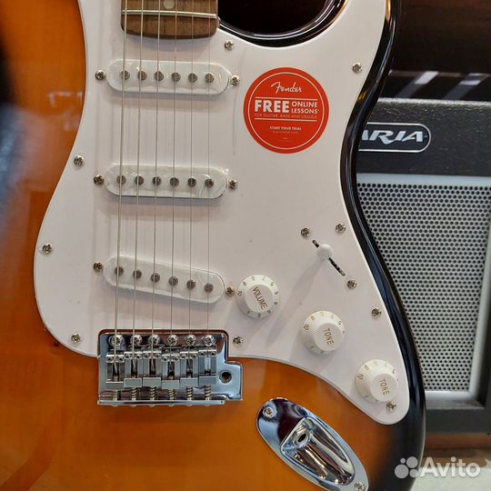 Электрогитара Fender Squier Bullet Stratocaster