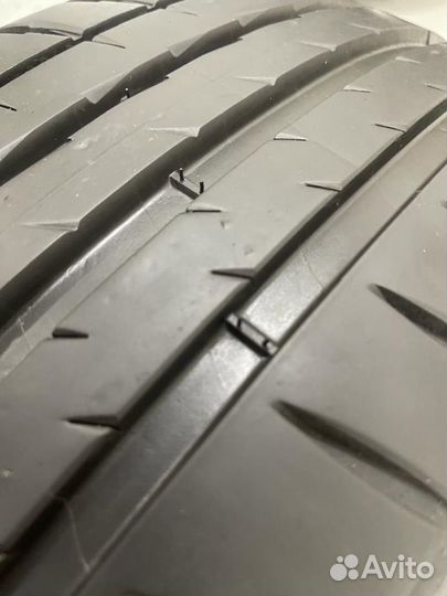 Michelin Pilot Sport 4 225/45 R19 96V