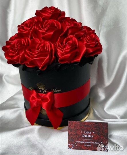 Букеты из атласных лент