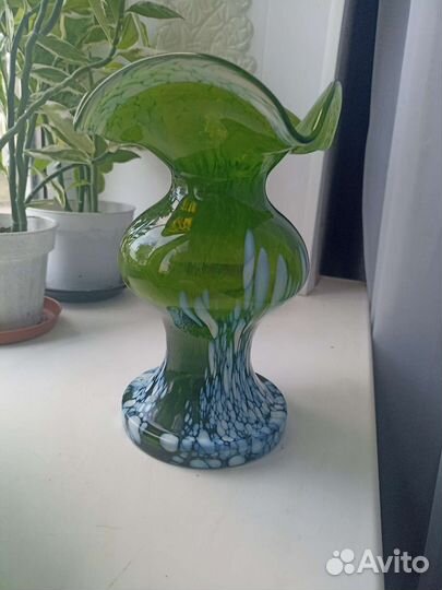 Вазы Красный май