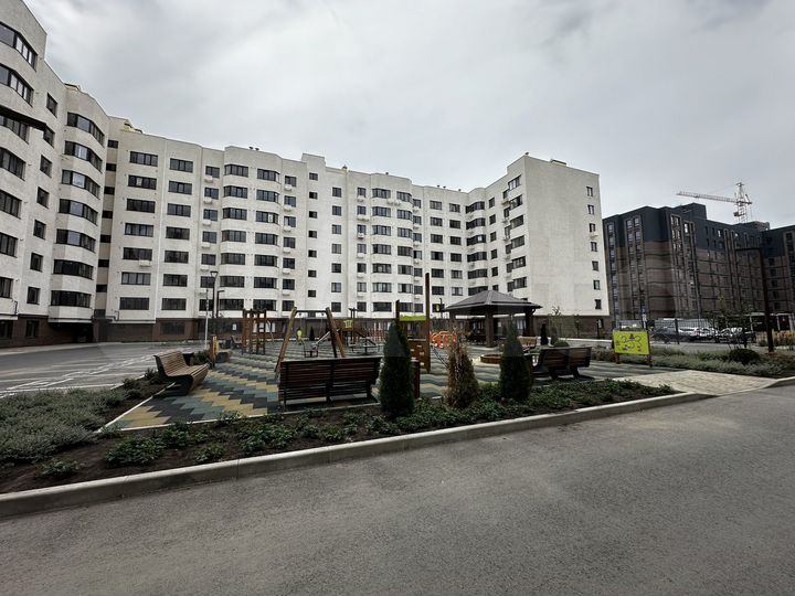 2-к. квартира, 59 м², 2/8 эт.