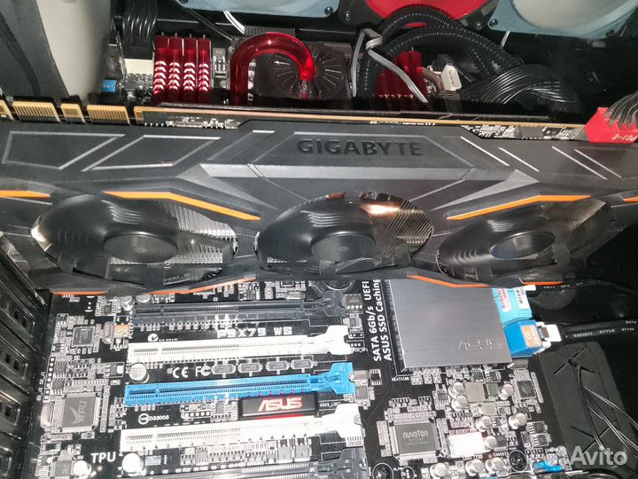 Продам Gtx 1080 gigabyte (Обслуженную)