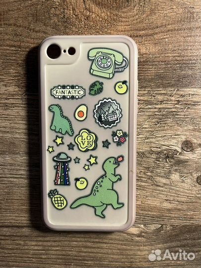 Чехлы на iPhone 7/8