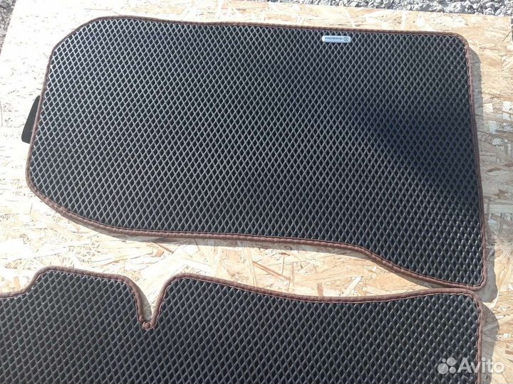 Автомобильные коврики