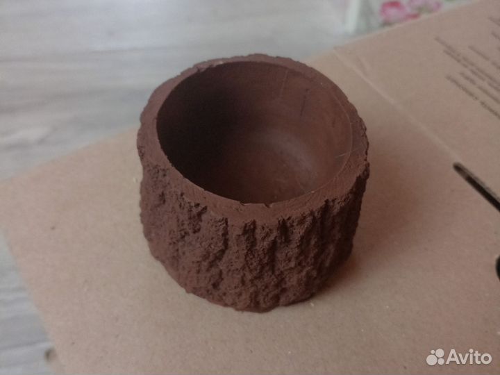 Кашпо пенек из гипса