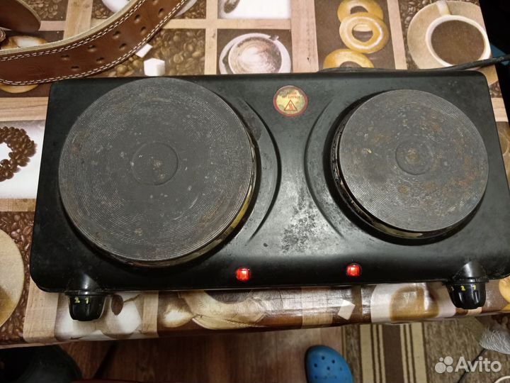 Электрическая плитка настольная