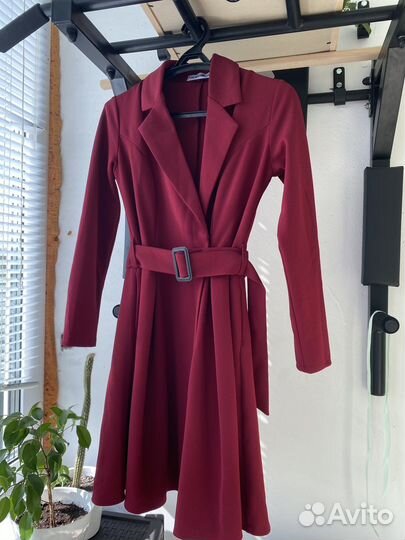 Платье женское