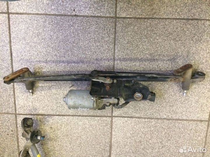 Трапеция стеклоочистителя в сборе Ssang Yong Kyron