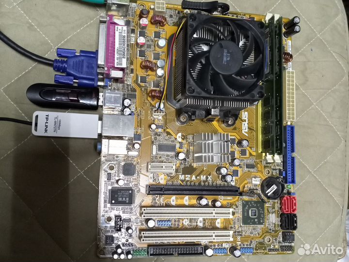 Материнская плата