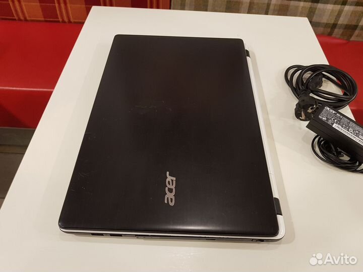 Acer Aspire E5-521-22HD (AMD/озу 8GB/SSD+HDD)