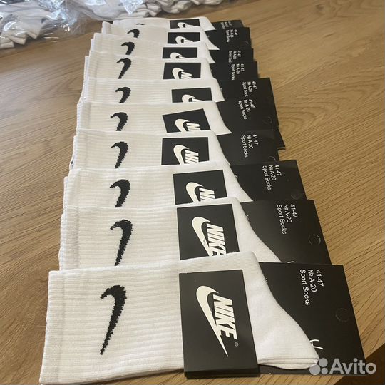 Носки Nike высокие белые