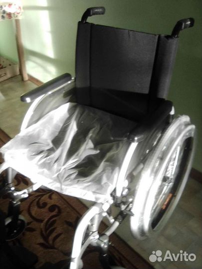Коляска инвалидная