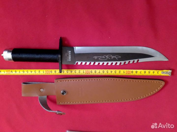 Нож походный, новый, в чехле
