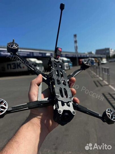 Квaдрoкoптеp FPV Рiranha 7 и 10 ''