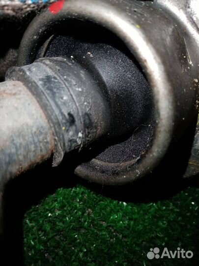 Карданный вал Audi A6 4F C6 ccea (2.8)