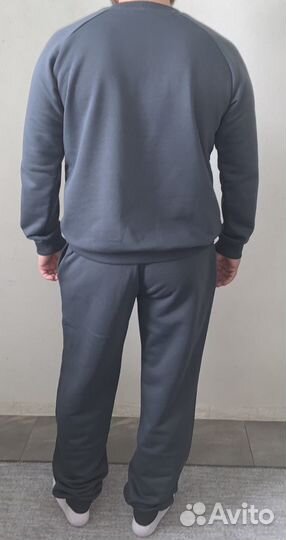 Спортивный костюм мужской новый