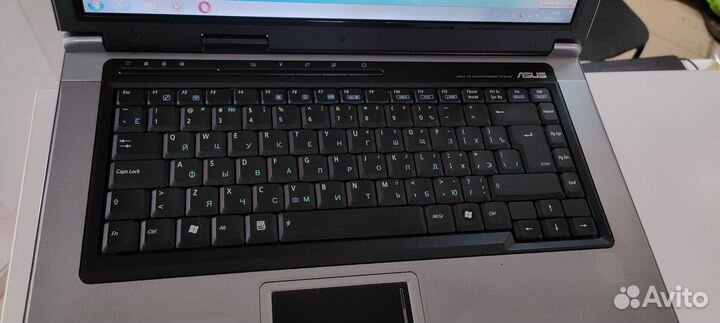 Ноутбук Asus F5RL