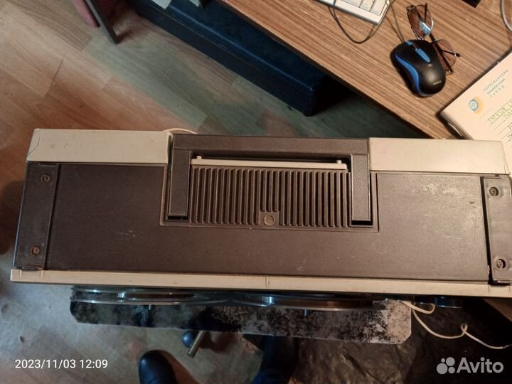 Катушечный магнитофон