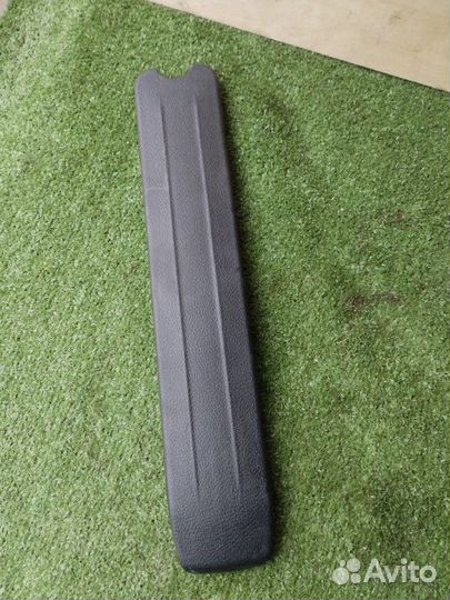 Заглушка крепления сиденья Toyota Fortuner GUN156L