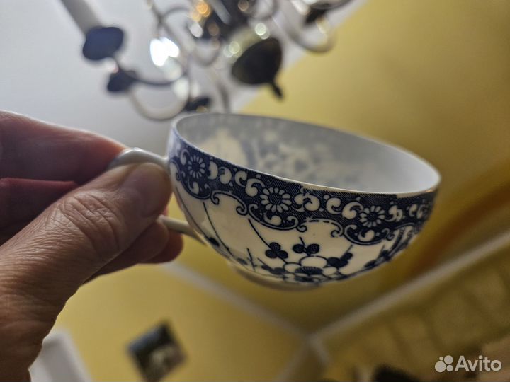 Фарфоровый чайный сервиз (костяной фарфор) Япония