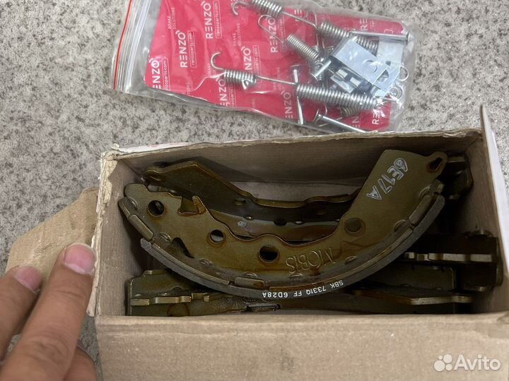 Тормозные колодки kia picanto 583501Y000