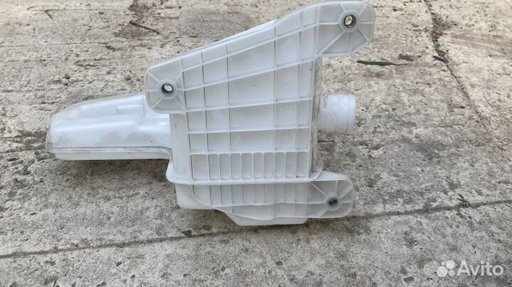 Бачок стеклоомывателя audi a3