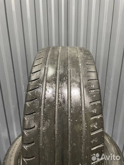 Viatti Strada Asimmetrico V-130 215/60 R16 95V