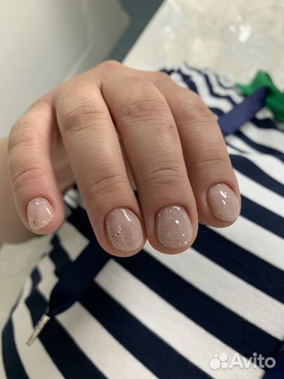 Наращивание ногтей