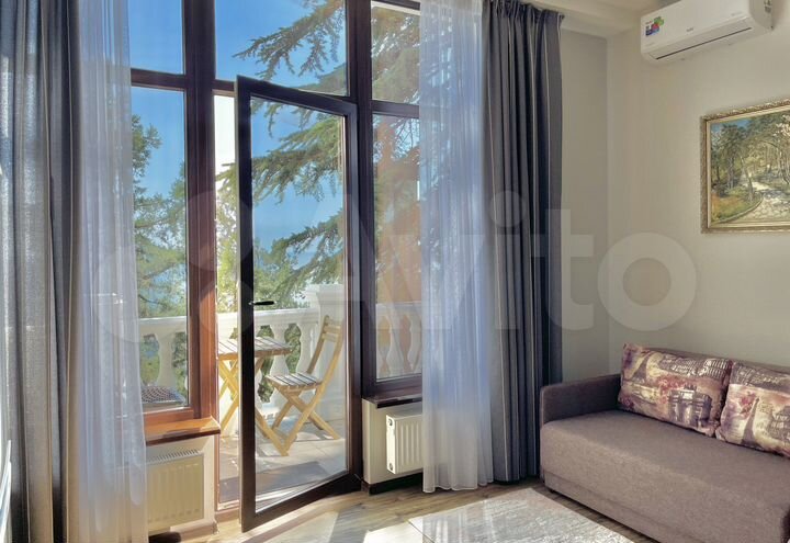 2-к. квартира, 61 м², 4/4 эт.