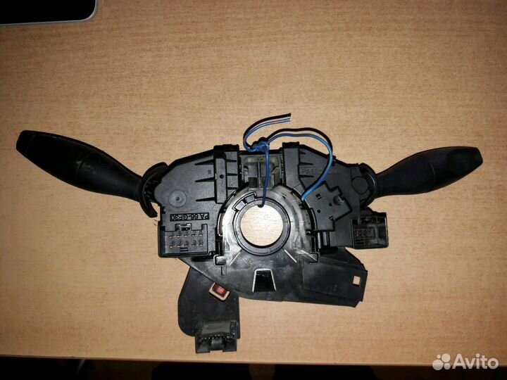 Подрулевой переключатель Форд Фокус 1