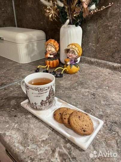 Поднос из искусственного камня