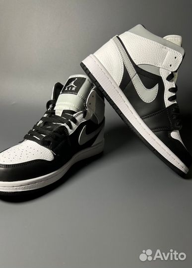 Кроссовки Nike Air Jordan 1 Black & White Люкс