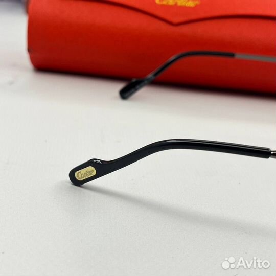 Солнцезащитные очки Cartier