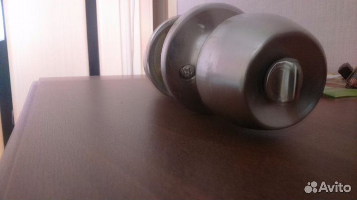 Ручки дверные и петли