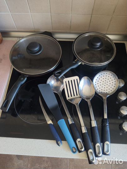 Сковорода и Набор столовых приборов