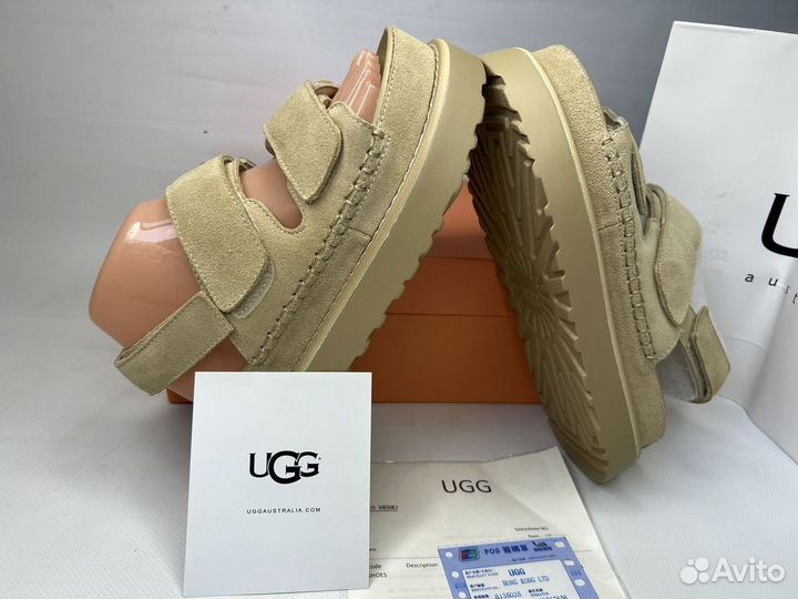 Женские босоножки UGG