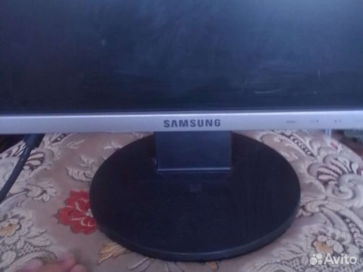 Монитор Samsung 19 дюймов