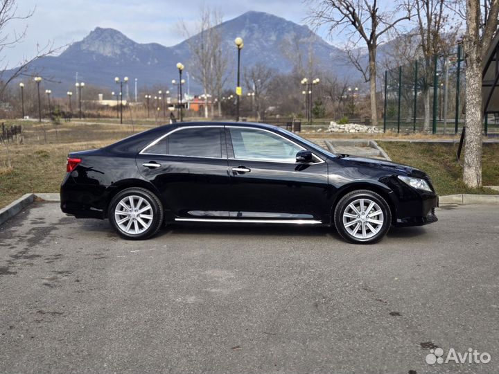 Toyota Camry 2.5 AT, 2014, 17 500 км