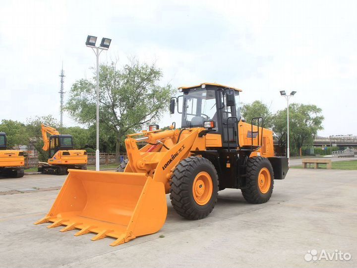 Фронтальный погрузчик Lonking CDM835, 2023