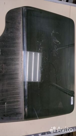 Стекло боковой двери Hummer H2, 2004