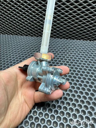 Топливный краник CBR250 CBR900RR CB1300SF VT750