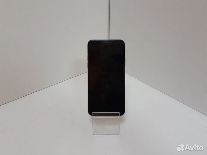 iPhone X, 64 ГБ