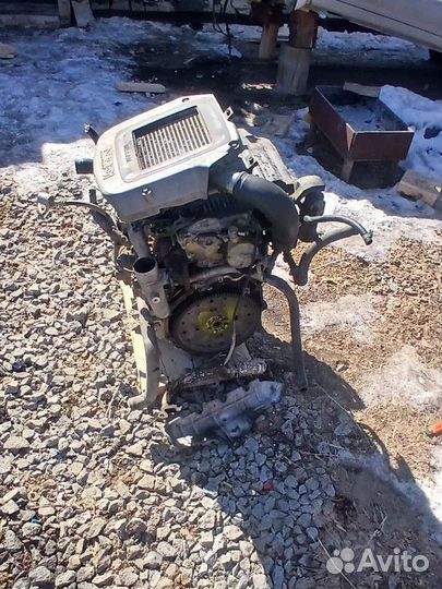 Nissan YD25 двигатель