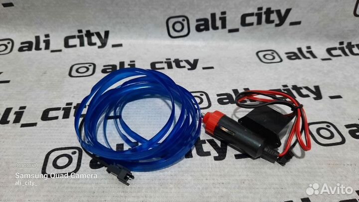 Неоновая лента в панель синяя