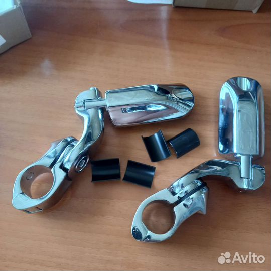 Подножки, подставки для ног для мотоцикла 32мм
