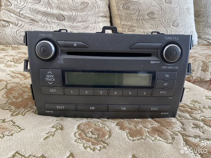 Штатная магнитола toyota corolla e150