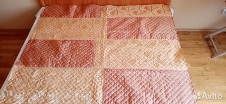 Покрывало и скатерть